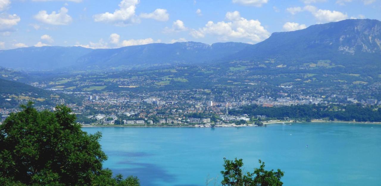 Le 110, Un Grand Studio 2 Etoiles, Pour Tout Faire A Pied Aix-les-Bains Exterior foto